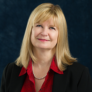 Claudia Houck Headshot