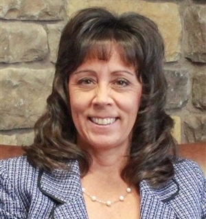 Jolene Riggs headshot